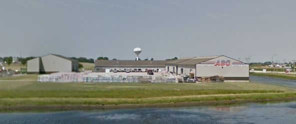 ABC Supply Building: 100 North Spruce Street, Manteno, IL 60950
